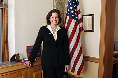 Elizabeth Hoffman
