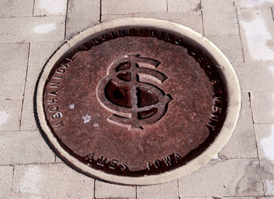 Alumni Center manhole cover
