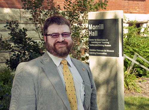 Faculty Senate president Steve Freeman